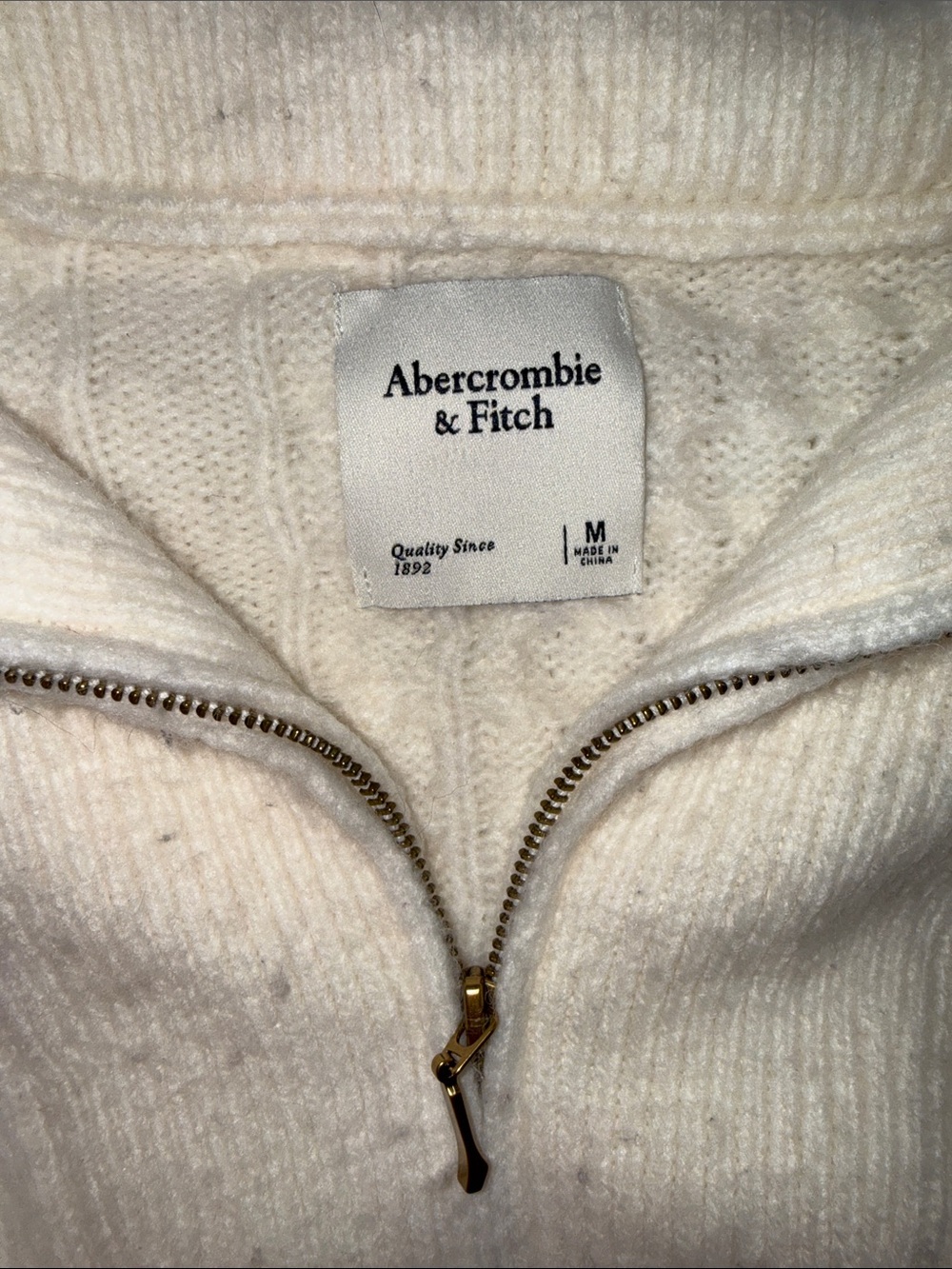 Abercrombie & Fitch Cream Cable-Knit Half Zip Sweater soft size Medium - Picture 6 of 8